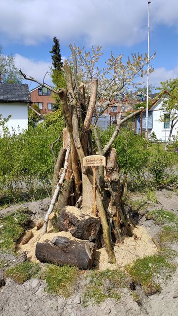 Ein Käferkeller im BUND Naturgarten.