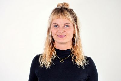 Portrait von Katja Pisowocki. Foto von Birgit Wingrat.